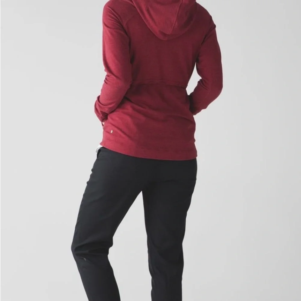 Lululemon take ten hoodie. Sz 6. Cranberry - Picture 4 of 8
